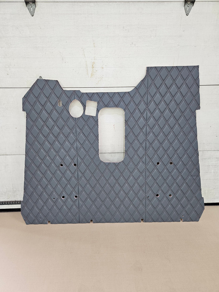 Peterbilt 389 Upholstered Floor – 2006 to Current – part number PTD-1007