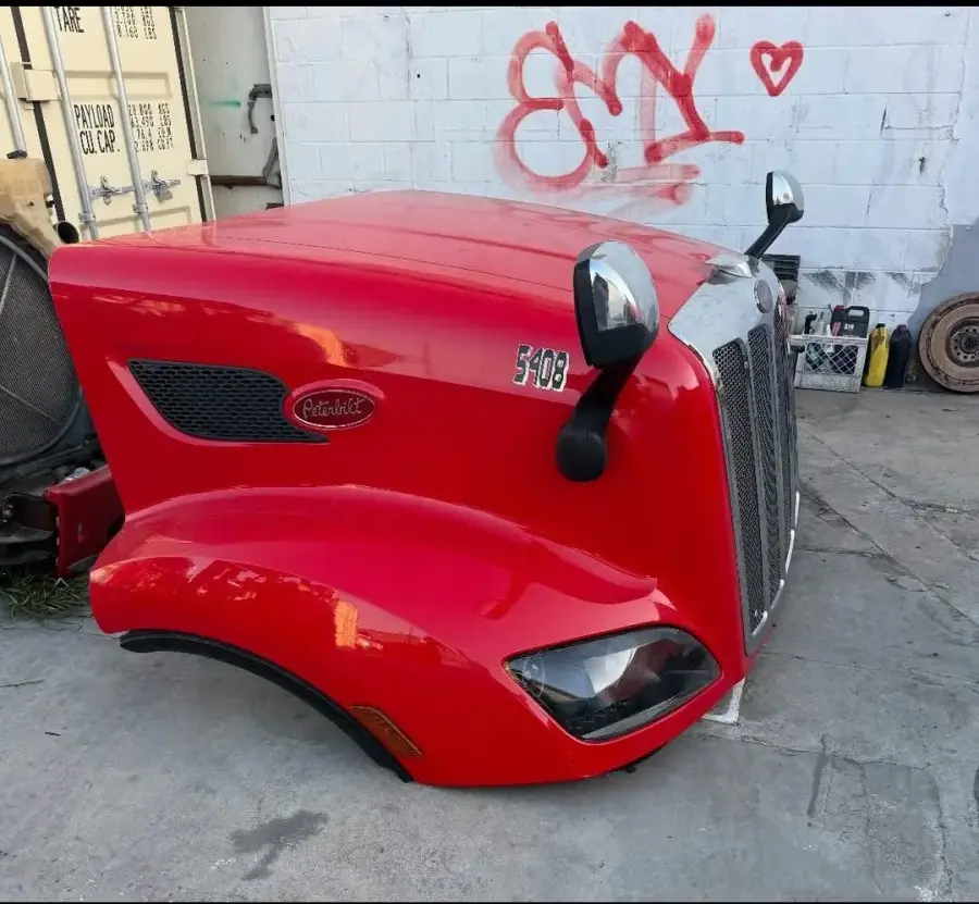 579 OEM Hood – part number PTD-2059