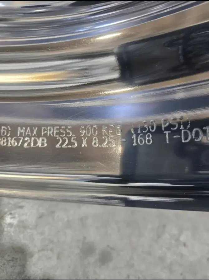 Alcoa Dura-Bright Rims for Peterbilt Kenworth Volvo Mack Freightliner – part number PTD-2088, photo 1 of 3