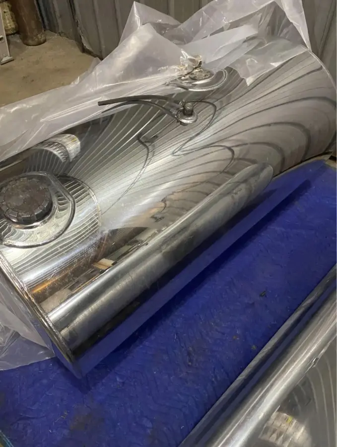Used Kenworth 100 Gallon Tanks – part number PTD-2188