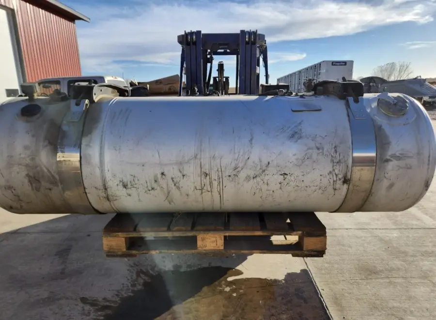 Used Peterbilt 120 Gallon Tanks – part number PTD-2229, photo 1 of 3
