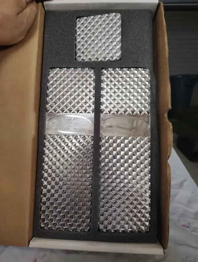Peterbilt Custom Aluminum Polished Pedals – part number PTD-2259
