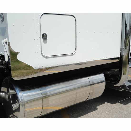 4 in. Stainless Steel Sleeper Panels with Long Extenders for Peterbilt 389 with 70 in. Bunk – part number 01-101200192